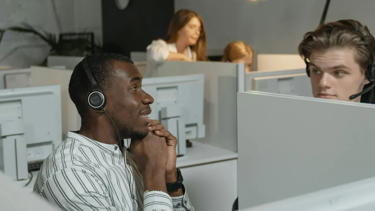Technical Support Equipment Maintenance Customer Service